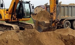 Выкопать яму экскаватором в Камышине от 936 руб. - 2Землекопа-Кмш